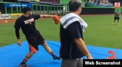 José Fernández, durante ejercicios de rehabilitación.