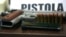 Pistolas.